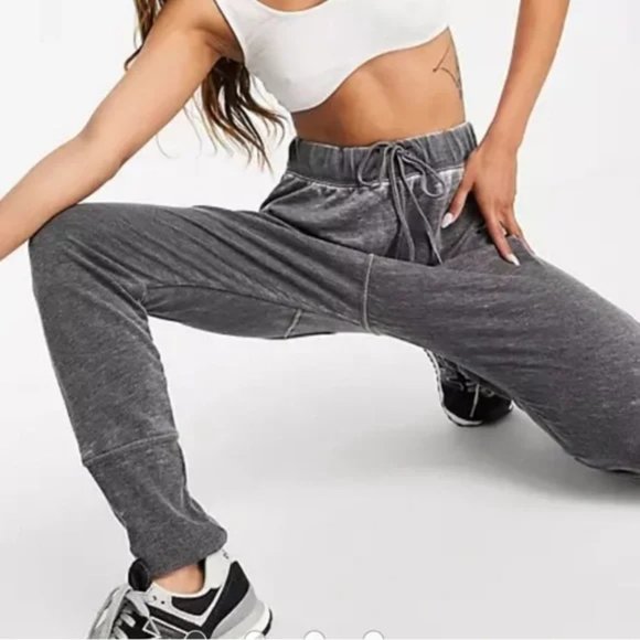 Free People Cozy All Day Harem Leggings Washed Black NWT Size X-Small - Picture 4 of 5